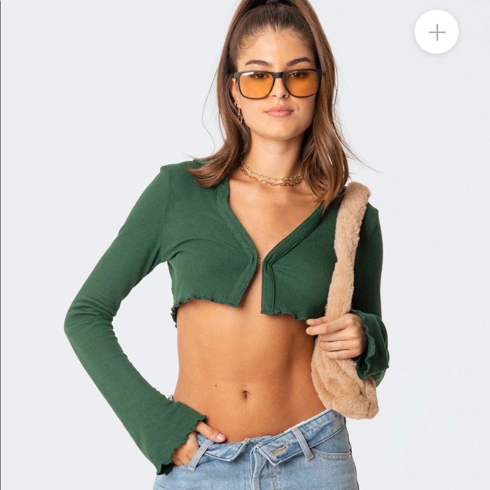 Edikted green long sleeve crop top